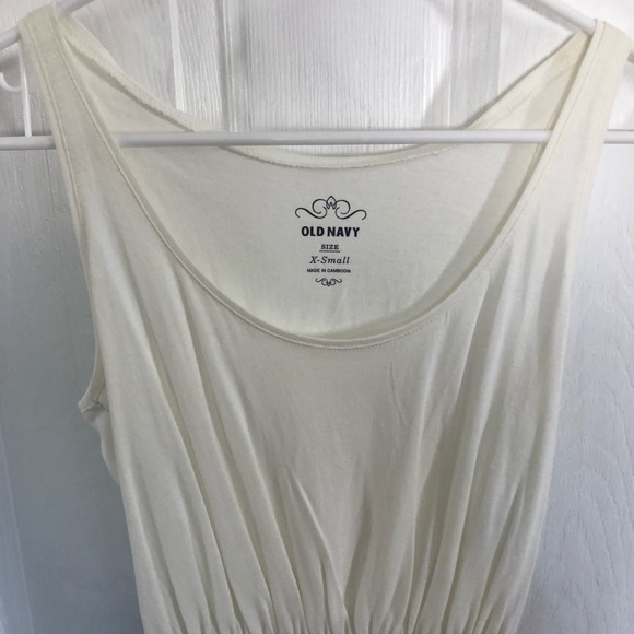 Sleeveless block color dress - Picture 2 of 3